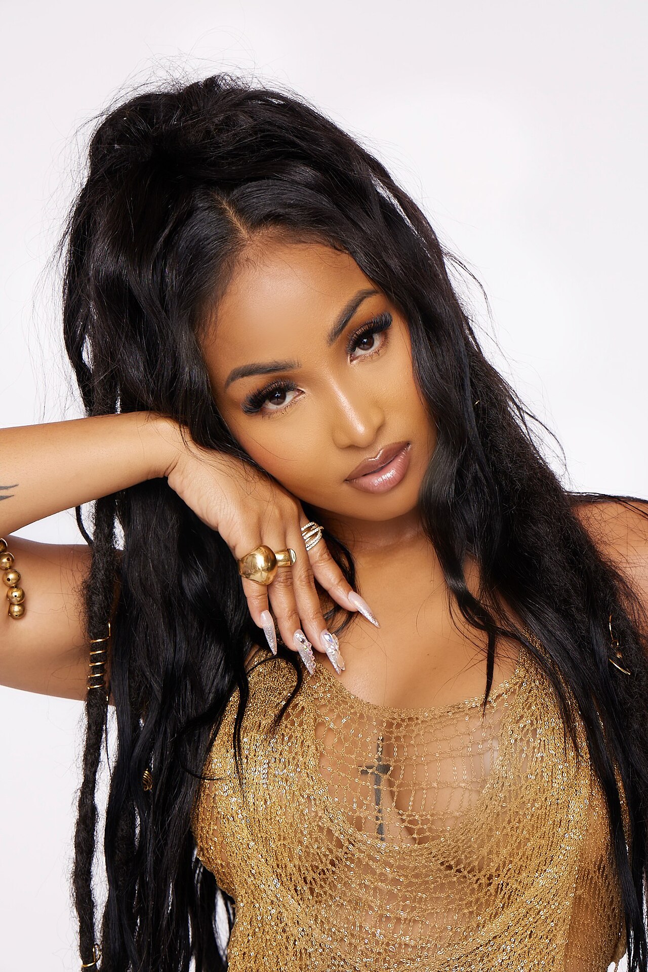 Shenseea points fans towards a new project on 6 November